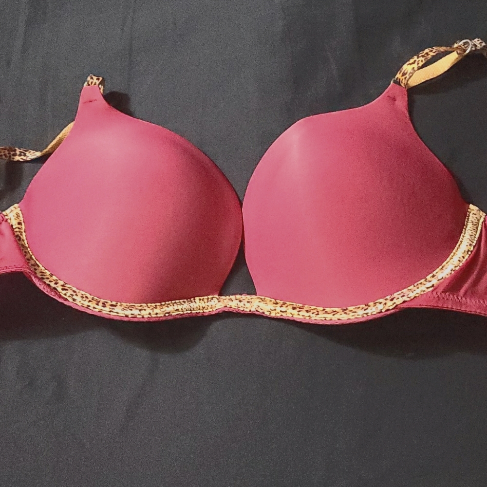 Victoria's Secret Very Sexy Push-Up Bra